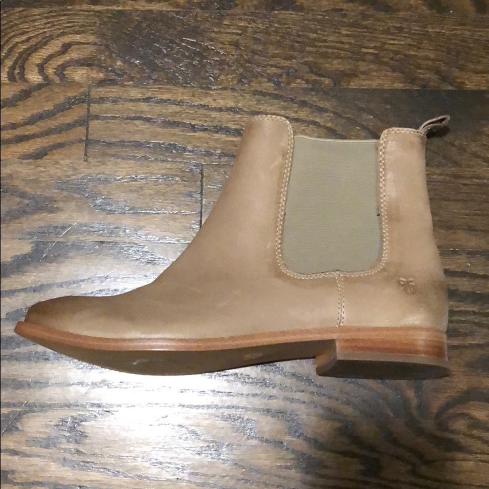 Born Leather Boots